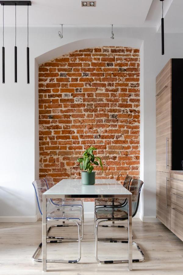 Elegant 2Br, Amazing Old Town Views, Plac Solny Walk To Rynek! Amenities Breslavia Exterior foto